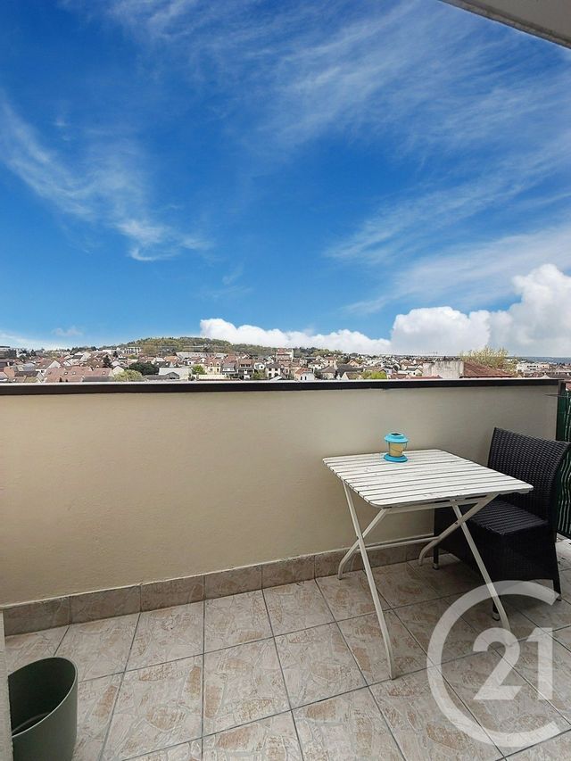 Appartement F3 à vendre - 3 pièces - 68.4 m2 - NANTERRE - 92 - ILE-DE-FRANCE - Century 21 Mémento