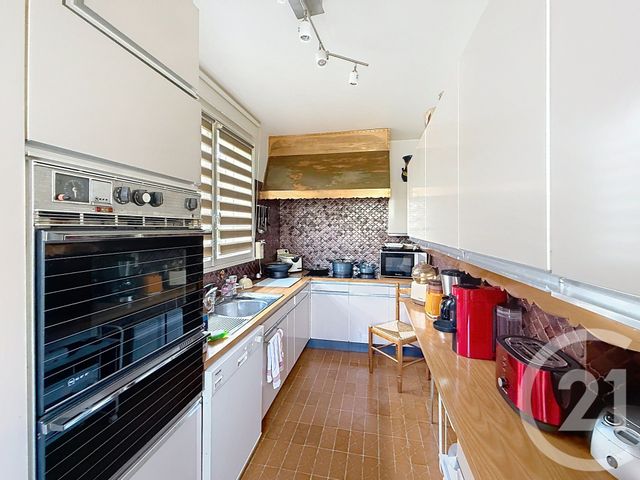 Appartement à vendre - 6 pièces - 130.45 m2 - RUEIL MALMAISON - 92 - ILE-DE-FRANCE - Century 21 Mémento