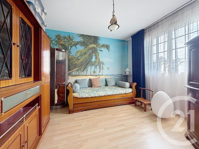 Appartement à vendre - 6 pièces - 130.45 m2 - RUEIL MALMAISON - 92 - ILE-DE-FRANCE - Century 21 Mémento