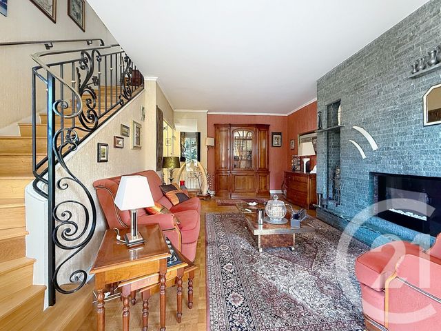 Appartement à vendre - 6 pièces - 130.45 m2 - RUEIL MALMAISON - 92 - ILE-DE-FRANCE - Century 21 Mémento