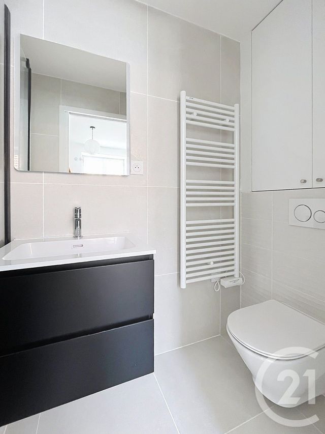 Appartement F2 à louer - 2 pièces - 25.74 m2 - NANTERRE - 92 - ILE-DE-FRANCE - Century 21 Mémento