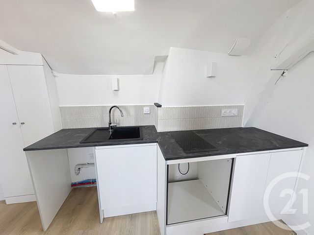 Appartement F2 à louer - 2 pièces - 31.46 m2 - NANTERRE - 92 - ILE-DE-FRANCE - Century 21 Mémento