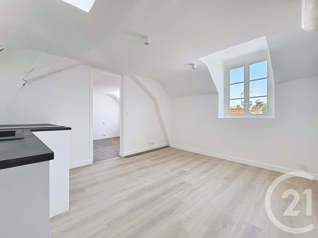 Appartement F2 à louer NANTERRE