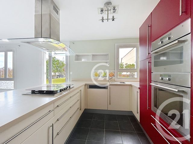 Appartement Duplex à vendre - 5 pièces - 91.01 m2 - NANTERRE - 92 - ILE-DE-FRANCE - Century 21 Mémento