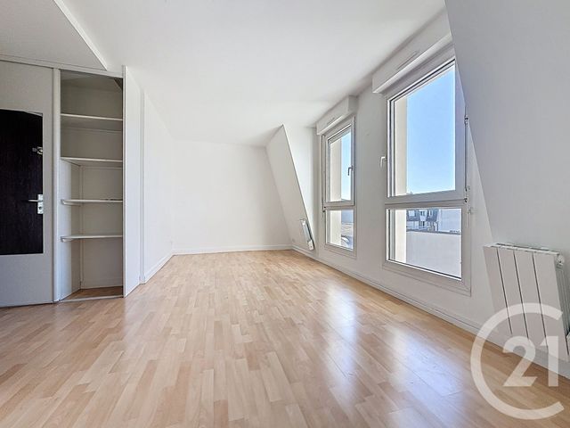 Appartement Studio à vendre - 1 pièce - 25.02 m2 - NANTERRE - 92 - ILE-DE-FRANCE - Century 21 Mémento