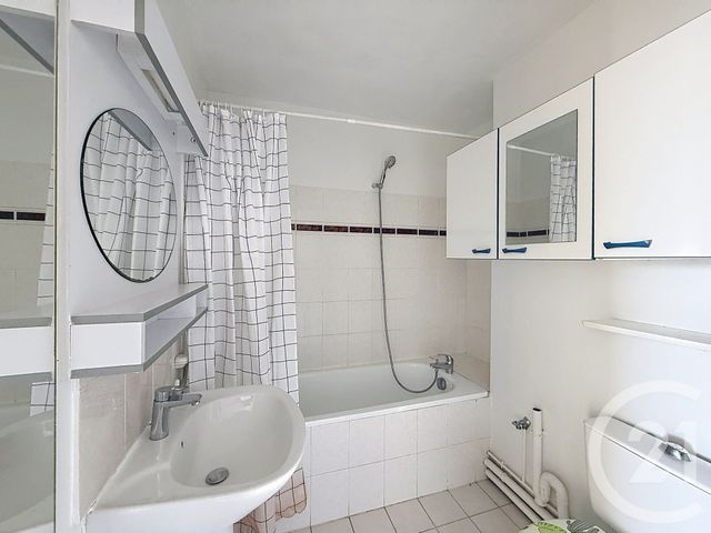 Appartement Studio à vendre - 1 pièce - 25.02 m2 - NANTERRE - 92 - ILE-DE-FRANCE - Century 21 Mémento