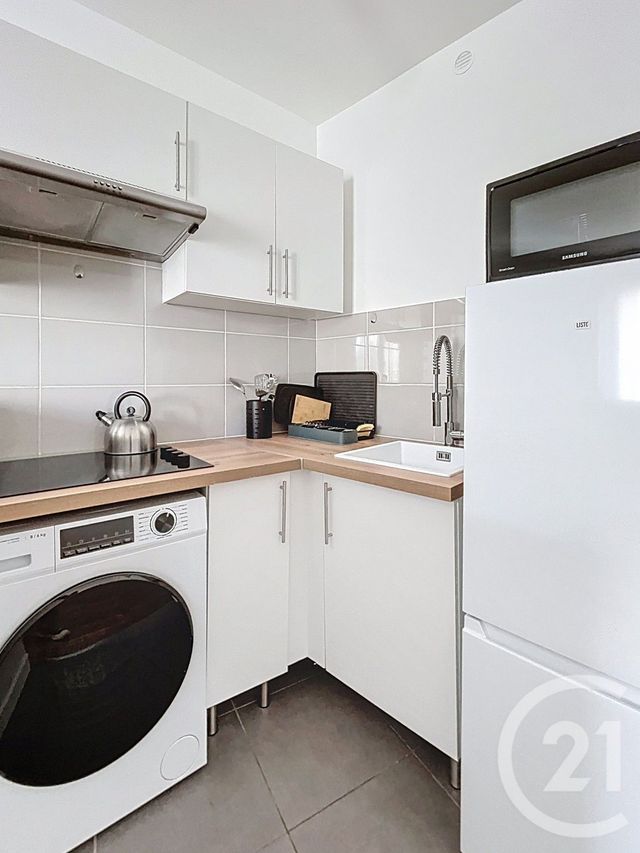 Appartement F1 à louer - 1 pièce - 22.79 m2 - NANTERRE - 92 - ILE-DE-FRANCE - Century 21 Mémento