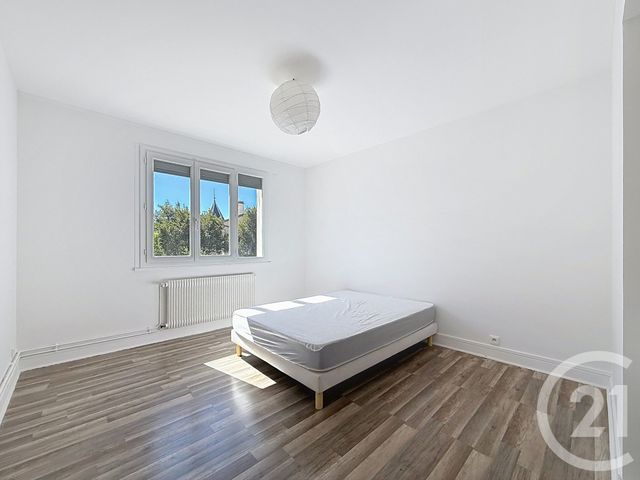 Appartement F3 à vendre - 3 pièces - 68.14 m2 - NANTERRE - 92 - ILE-DE-FRANCE - Century 21 Mémento