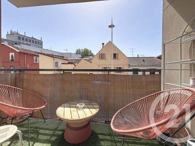 Appartement F4 à vendre - 4 pièces - 83.86 m2 - NANTERRE - 92 - ILE-DE-FRANCE - Century 21 Mémento