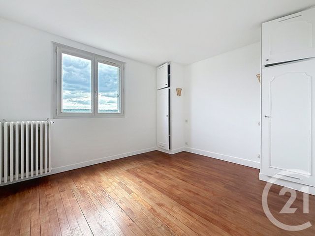 Appartement F3 à louer - 3 pièces - 58.51 m2 - RUEIL MALMAISON - 92 - ILE-DE-FRANCE - Century 21 Mémento