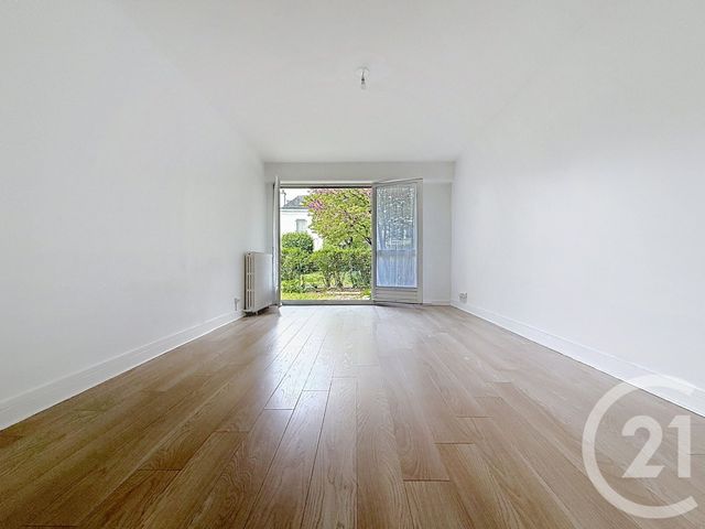 Appartement F3 à vendre - 3 pièces - 76.3 m2 - NANTERRE - 92 - ILE-DE-FRANCE - Century 21 Mémento