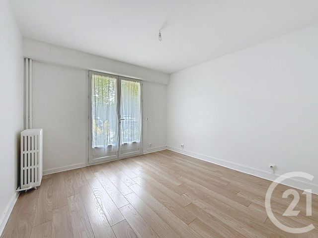 Appartement F3 à vendre - 3 pièces - 76.3 m2 - NANTERRE - 92 - ILE-DE-FRANCE - Century 21 Mémento
