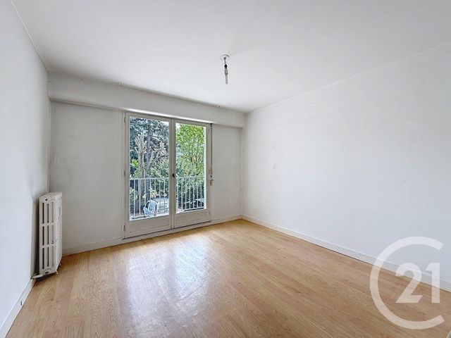 Appartement F3 à vendre - 3 pièces - 81.0 m2 - NANTERRE - 92 - ILE-DE-FRANCE - Century 21 Mémento