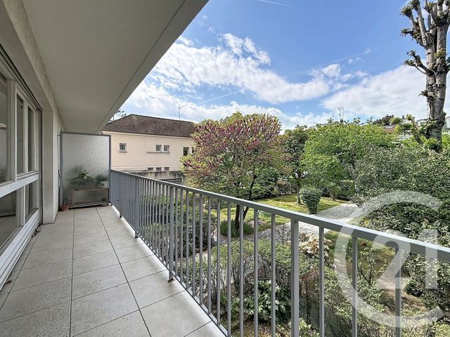 Appartement F3 à vendre - 3 pièces - 81.0 m2 - NANTERRE - 92 - ILE-DE-FRANCE - Century 21 Mémento