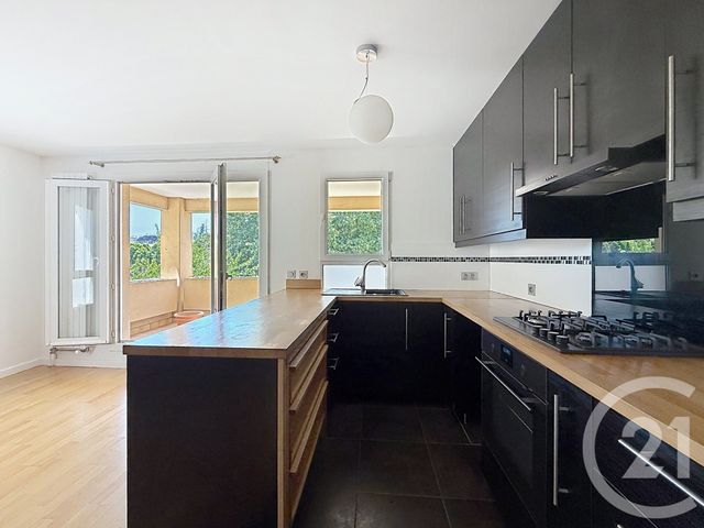 Appartement F3 à vendre - 3 pièces - 68.01 m2 - NANTERRE - 92 - ILE-DE-FRANCE - Century 21 Mémento