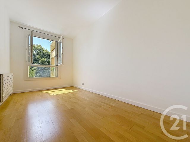 Appartement F3 à vendre - 3 pièces - 68.01 m2 - NANTERRE - 92 - ILE-DE-FRANCE - Century 21 Mémento