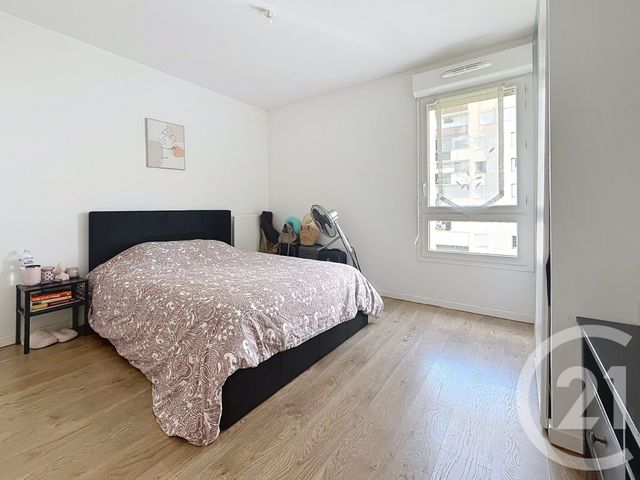 Appartement F3 à louer - 3 pièces - 61.9 m2 - NANTERRE - 92 - ILE-DE-FRANCE - Century 21 Mémento