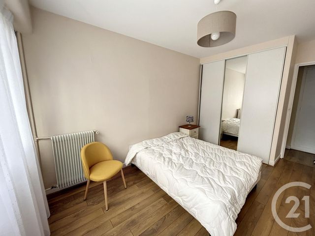 Appartement F2 à louer - 2 pièces - 49.73 m2 - RUEIL MALMAISON - 92 - ILE-DE-FRANCE - Century 21 Mémento