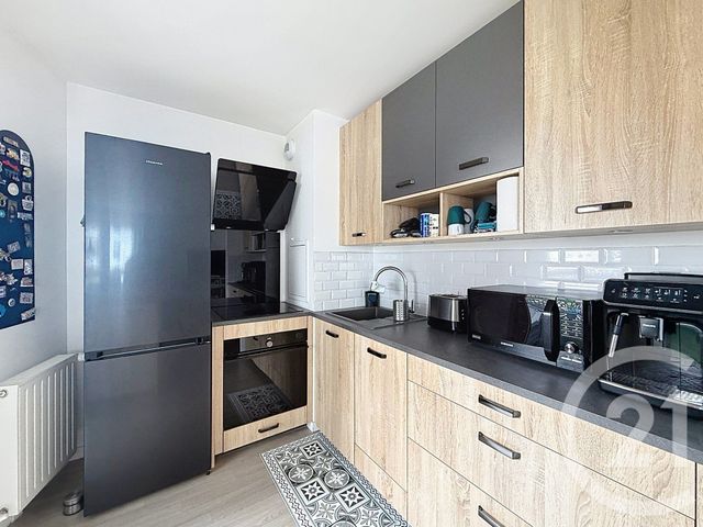 Appartement à vendre - 4 pièces - 80.22 m2 - NANTERRE - 92 - ILE-DE-FRANCE - Century 21 Mémento