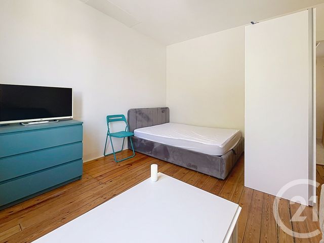 Appartement F1 à louer - 1 pièce - 24.0 m2 - NANTERRE - 92 - ILE-DE-FRANCE - Century 21 Mémento