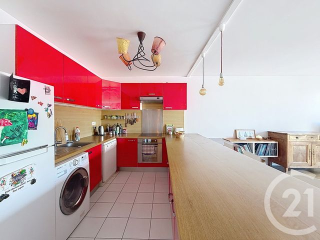 Appartement F4 à vendre - 4 pièces - 84.2 m2 - NANTERRE - 92 - ILE-DE-FRANCE - Century 21 Mémento