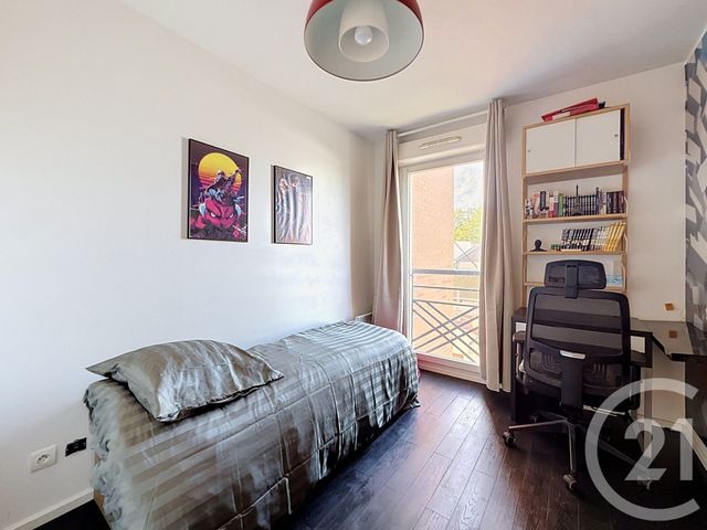Appartement F4 à vendre - 4 pièces - 84.2 m2 - NANTERRE - 92 - ILE-DE-FRANCE - Century 21 Mémento