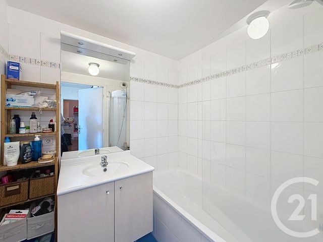 Appartement F4 à vendre - 4 pièces - 84.2 m2 - NANTERRE - 92 - ILE-DE-FRANCE - Century 21 Mémento