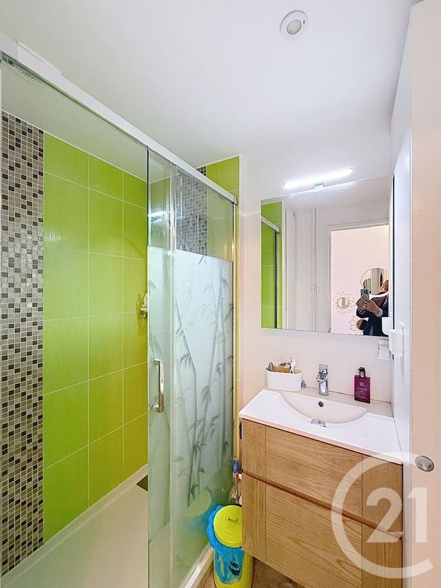 Appartement F3 à vendre - 3 pièces - 65.0 m2 - NANTERRE - 92 - ILE-DE-FRANCE - Century 21 Mémento