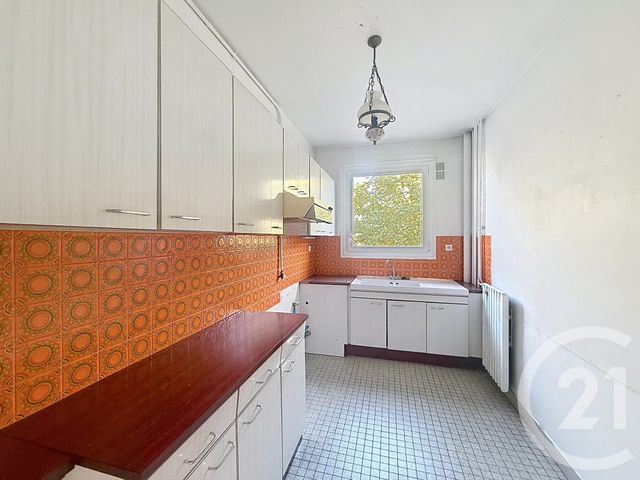 Appartement F2 à vendre - 2 pièces - 49.14 m2 - NANTERRE - 92 - ILE-DE-FRANCE - Century 21 Mémento