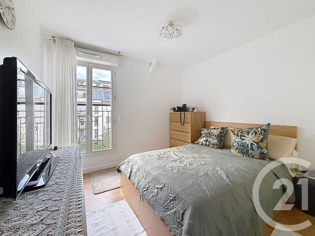 Appartement F3 à vendre - 3 pièces - 63.86 m2 - PUTEAUX - 92 - ILE-DE-FRANCE - Century 21 Mémento
