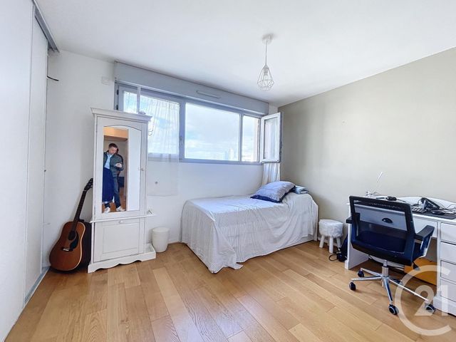 Afficher la photo en grand Appartement F5 à vendre - 5 pièces - 89.6 m2 - NANTERRE - 92 - ILE-DE-FRANCE - Century 21 Mémento
