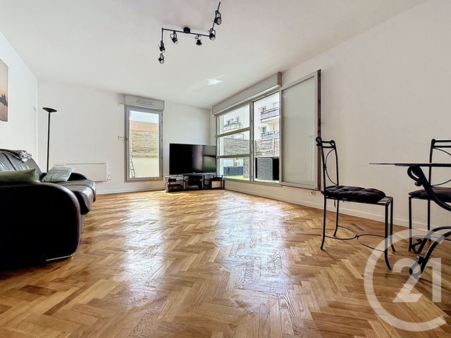 Appartement F5 à vendre - 5 pièces - 89.6 m2 - NANTERRE - 92 - ILE-DE-FRANCE - Century 21 Mémento