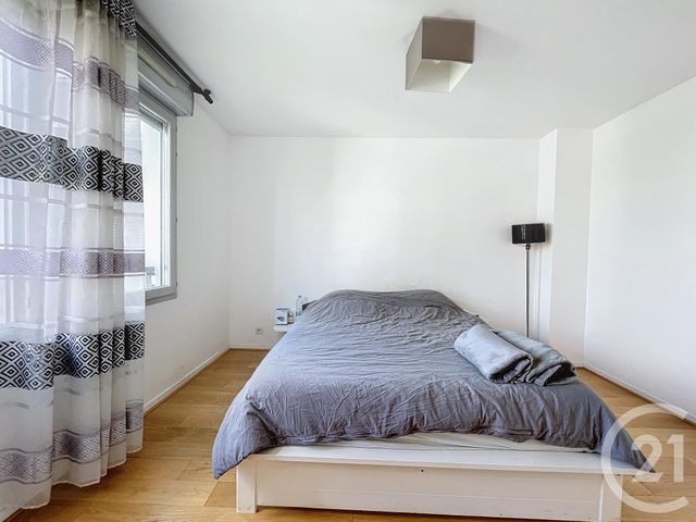 Afficher la photo en grand Appartement F5 à vendre - 5 pièces - 89.6 m2 - NANTERRE - 92 - ILE-DE-FRANCE - Century 21 Mémento