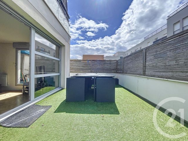 Afficher la photo en grand Appartement F5 à vendre - 5 pièces - 89.6 m2 - NANTERRE - 92 - ILE-DE-FRANCE - Century 21 Mémento