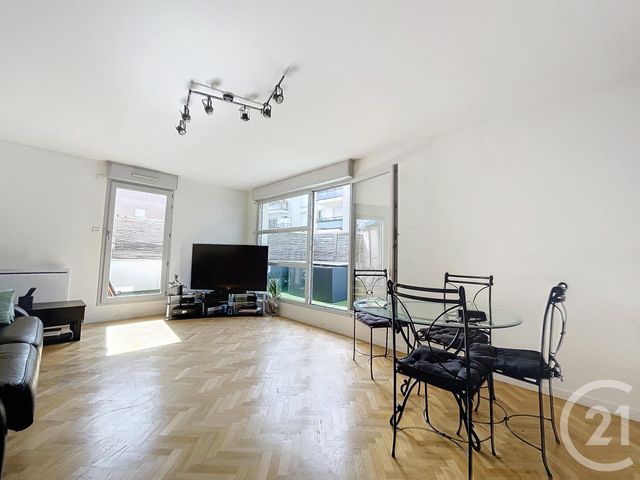 Afficher la photo en grand Appartement F5 à vendre - 5 pièces - 89.6 m2 - NANTERRE - 92 - ILE-DE-FRANCE - Century 21 Mémento