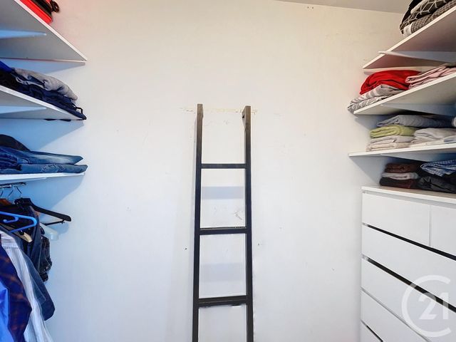 Afficher la photo en grand Appartement F5 à vendre - 5 pièces - 89.6 m2 - NANTERRE - 92 - ILE-DE-FRANCE - Century 21 Mémento