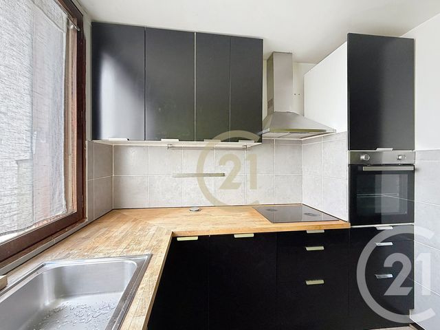 Appartement F3 à vendre - 3 pièces - 60.64 m2 - NANTERRE - 92 - ILE-DE-FRANCE - Century 21 Mémento